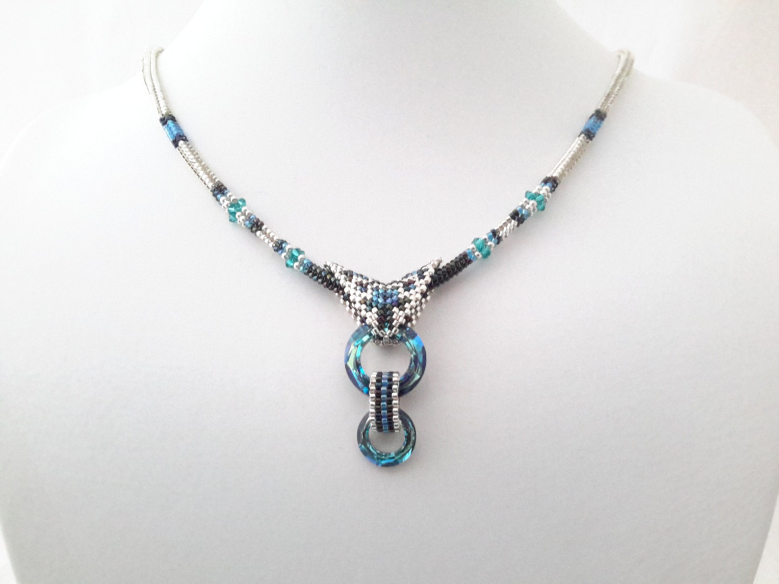 Cosmic Necklace Tutorial by Jenny Sangster Etsy