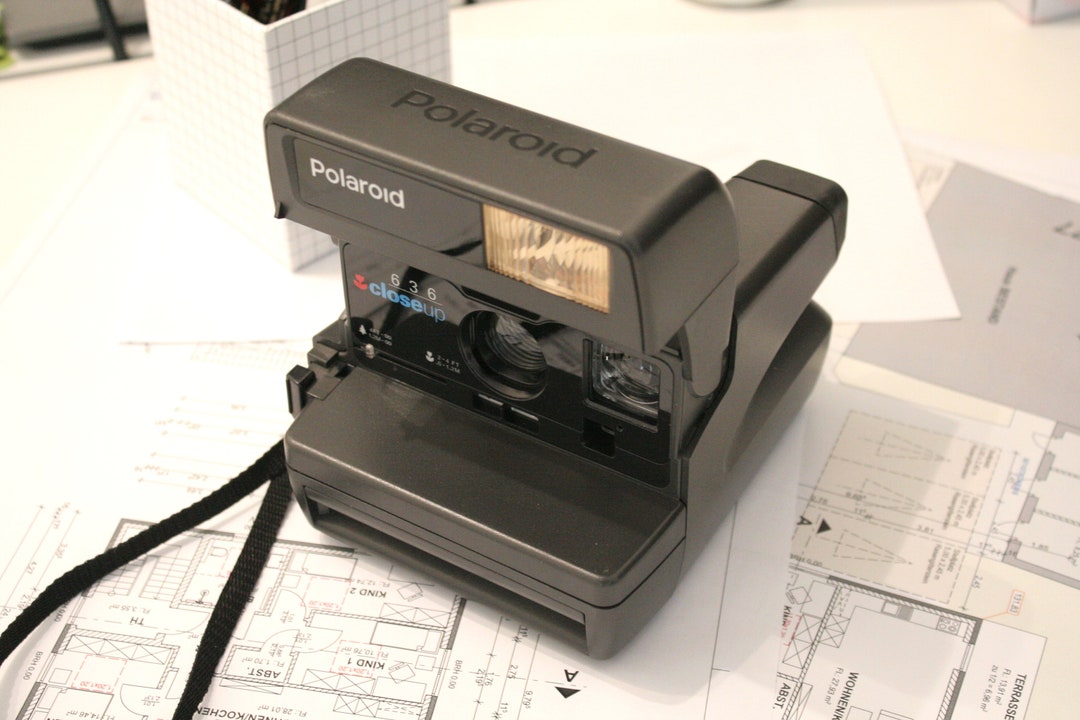 POLAROID 636 Closeup - Etsy