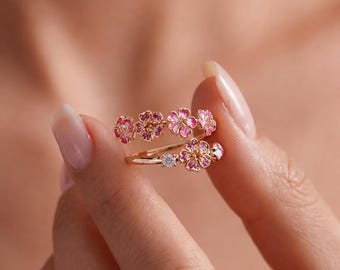 Anello Sakura regolabile in oro rosa con motivo a fiori di ciliegio, spirale floreale in smalto, placcato argento 925.