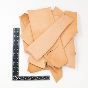 Two Pounds Colorful Veg Tan Leather Scrap – Stonestreet Leather