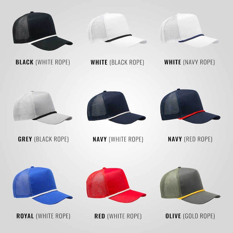 Puede incluir: Nueve gorras de camionero de diferentes colores con un detalle de cuerda alrededor del borde. Las gorras est&aacute;n disponibles en negro, blanco, gris, azul marino, azul real, rojo y oliva.