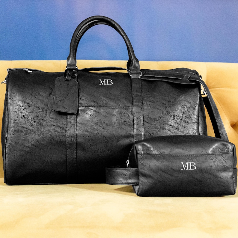 Black vegan leather men's travel gift set