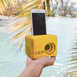 BEAT BLOCK Wooden Cell Phone Speaker, Engraved Speaker, Unique Christmas Gift for Men, Groomsmen Gift, Wireless Speaker iPhone and Android