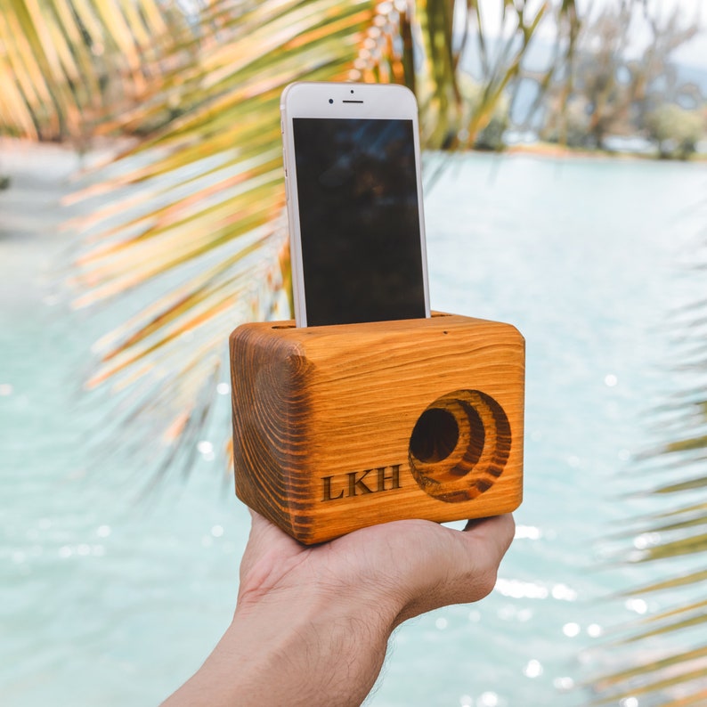 BEAT BLOCK Wooden Cell Phone Speaker, Engraved, Unique Gift for Men, Groomsmen Gift Idea, Cordless Wood Speaker for iPhone and Android