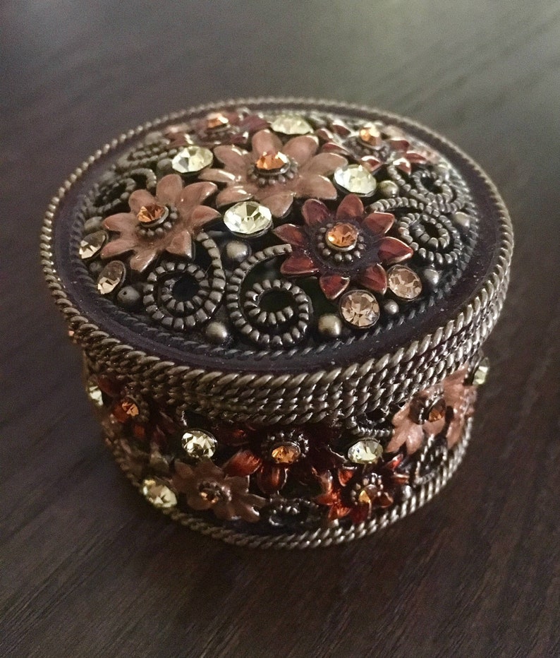 Ornate /& Crystal Embellished Metal Jewlery Trinket Box Painted Floral Accents Braided Accents and Trim Rich Colors