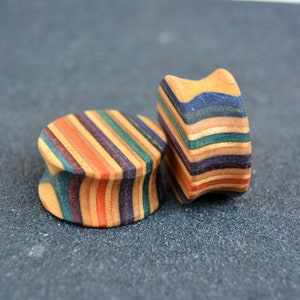 24 mm Recycelte Skateboard Plugs: Ahornholz Ohrtunnel