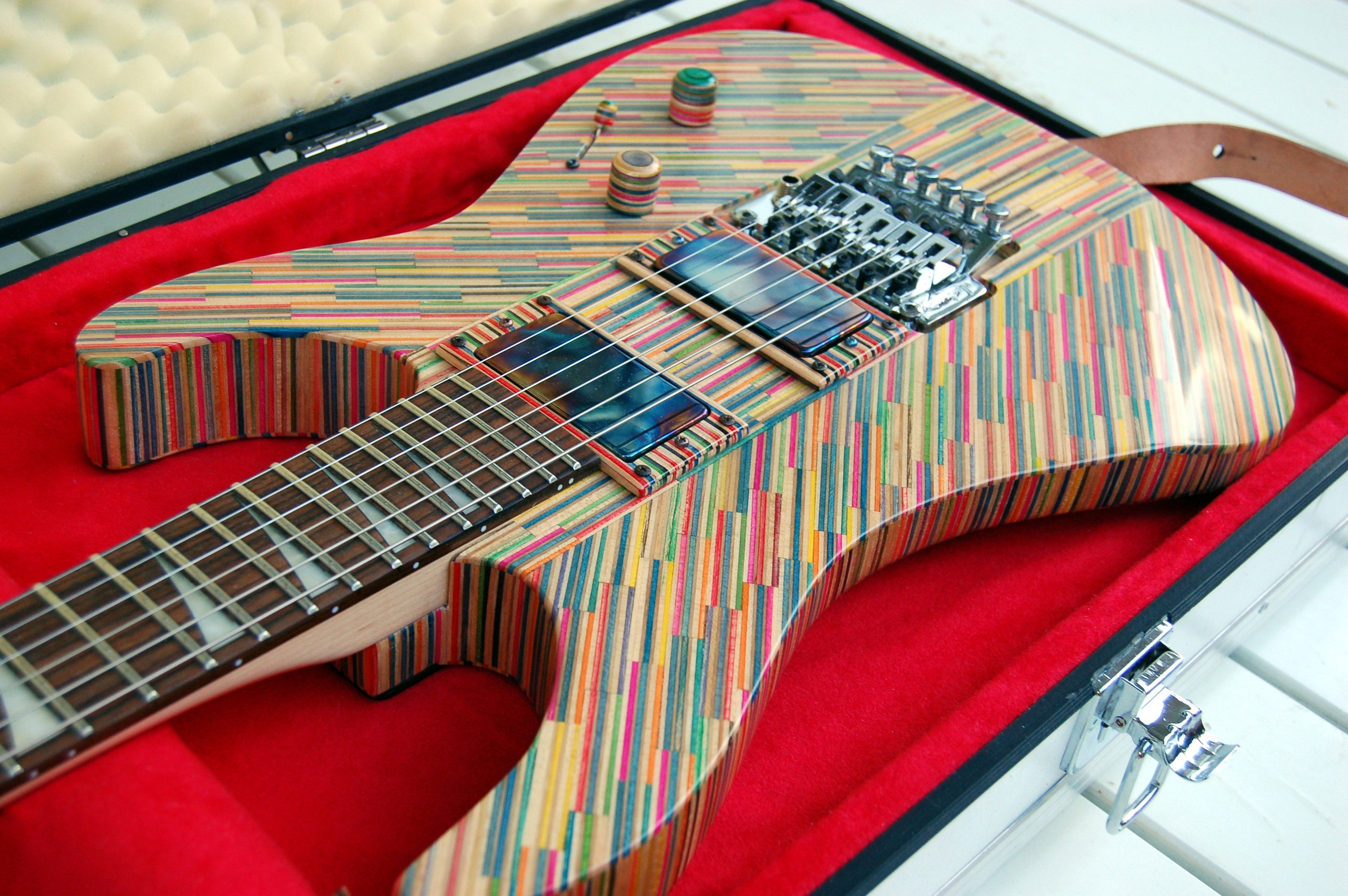 洋書 Make Your Own Electric Guitar Second Edi 洋書 Make Your Own Electric Guitar Second Edi 洋書 Make Your