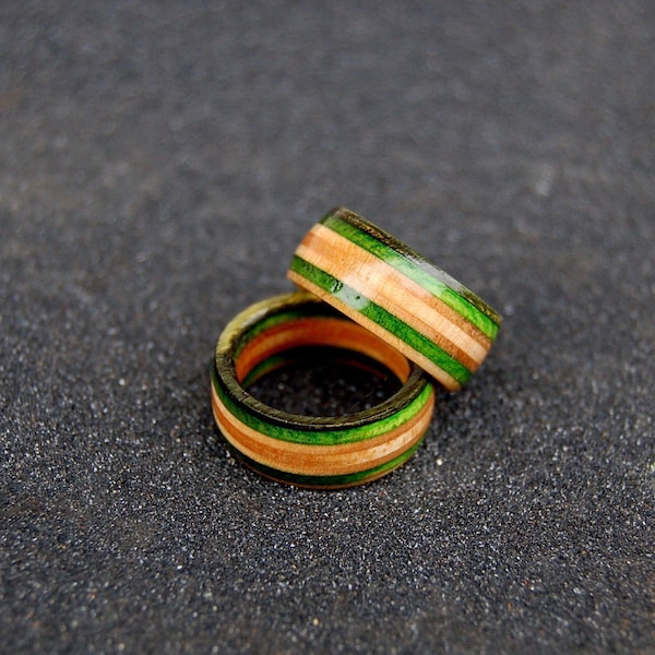 Grüne Ahorn Skateboard Ringe: Naturholz Recycling Schmuck