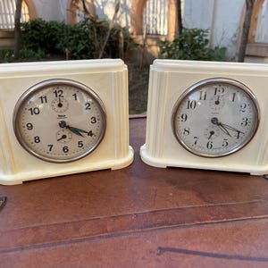 réveils vintage INSA, fabriqués en Yougoslavie, rétro des années 70