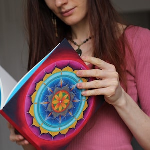 MANDALA SKETCHBOOK para dibujos, diario, para artista, diario de arte, diario de meditación, terapia de arte, cuaderno de bocetos de dibujo año nuevo 2023