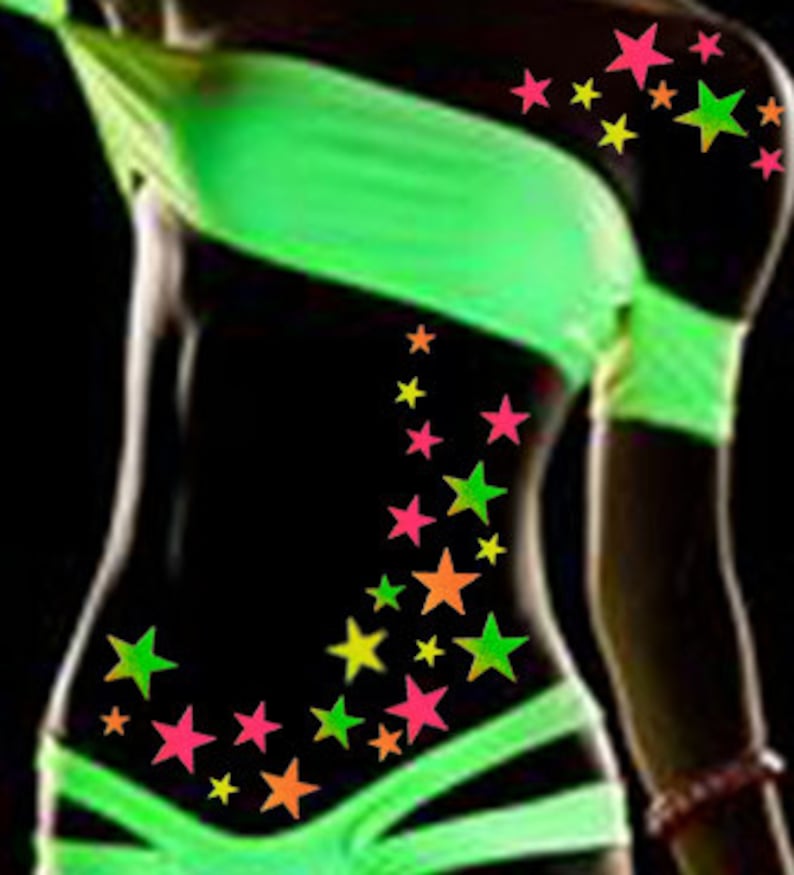 green glow outfit with neon stars on body