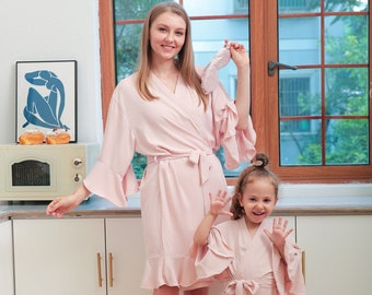 Ruffle Bridesmaid Robes - Personalized Bridesmaid Gift - Bridesmaid Proposal - Wedding Party Gift - Custom Robes - Bridal Robe - Bride Robe