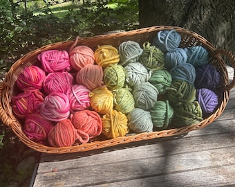 Botanical dyed yarn: bulky