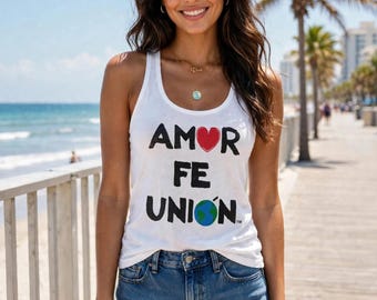 AMOR FE UNION Tanktop - Witte, zwierige racerback - Shirt met liefde, geloof en eenheid - Rood hart en aarde - Sociale en spirituele boodschap - Beperkte oplage
