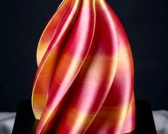 Helix Aura Vase