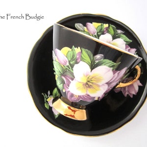 Juego de taza de té y platillo vintage Windsor con diseño floral de glicina pintado a mano, fabricado en Inglaterra.