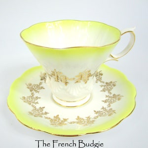 Royal Albert Vintage Yellow Tea Cup and Saucer, gold rose, Vintage Bone China  Made in ENGLAND  Teacup