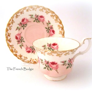 Royal Albert Pink Roses Vintage Teacup and Saucer Set Made in ENGLAND Tea Cup