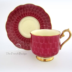 Royal Albert CHERRY RED Mid- Century Vintage Teacup and Saucer With  Swirl Pattern Made in ENGLAND Tea Cup