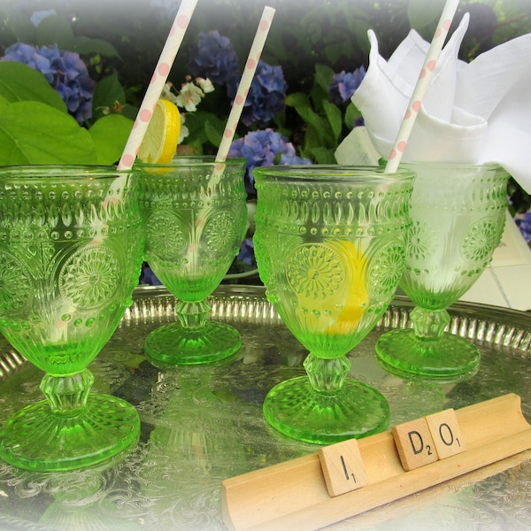 Lot of 4 Green Vintage style Pressed Glass  Goblets, Drinking glasses