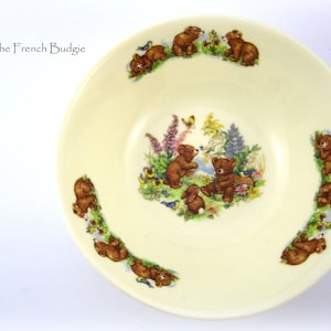 Royal Kent  Vintage  Three Bears Porridge Bowl 5.5 inch Fruit Nappy Bowl / Dessert Bowl/Cereal/Soup Made in ENGLAND