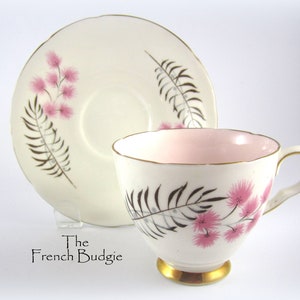 Royal Pink Floral Vintage Teetasse und Untertasse Set, Made in ENGLAND Teetasse