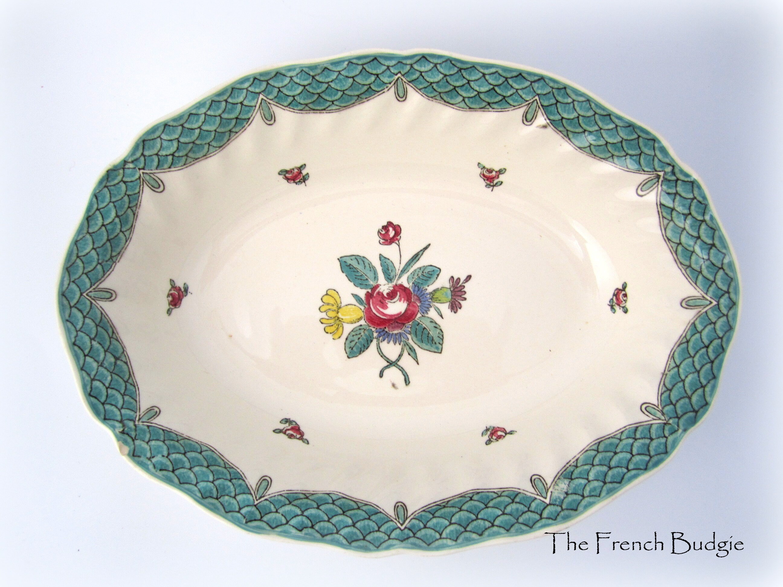 ロイヤルドルトン「ローストフト ブーケ オーバルボウル 10.25インチ