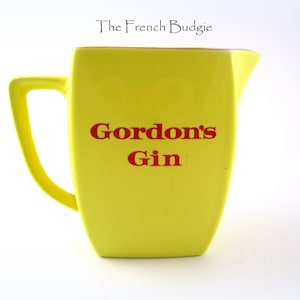 Gordon's Gin Yellow Water jug Mid Century Made by Wade in ENGLAND