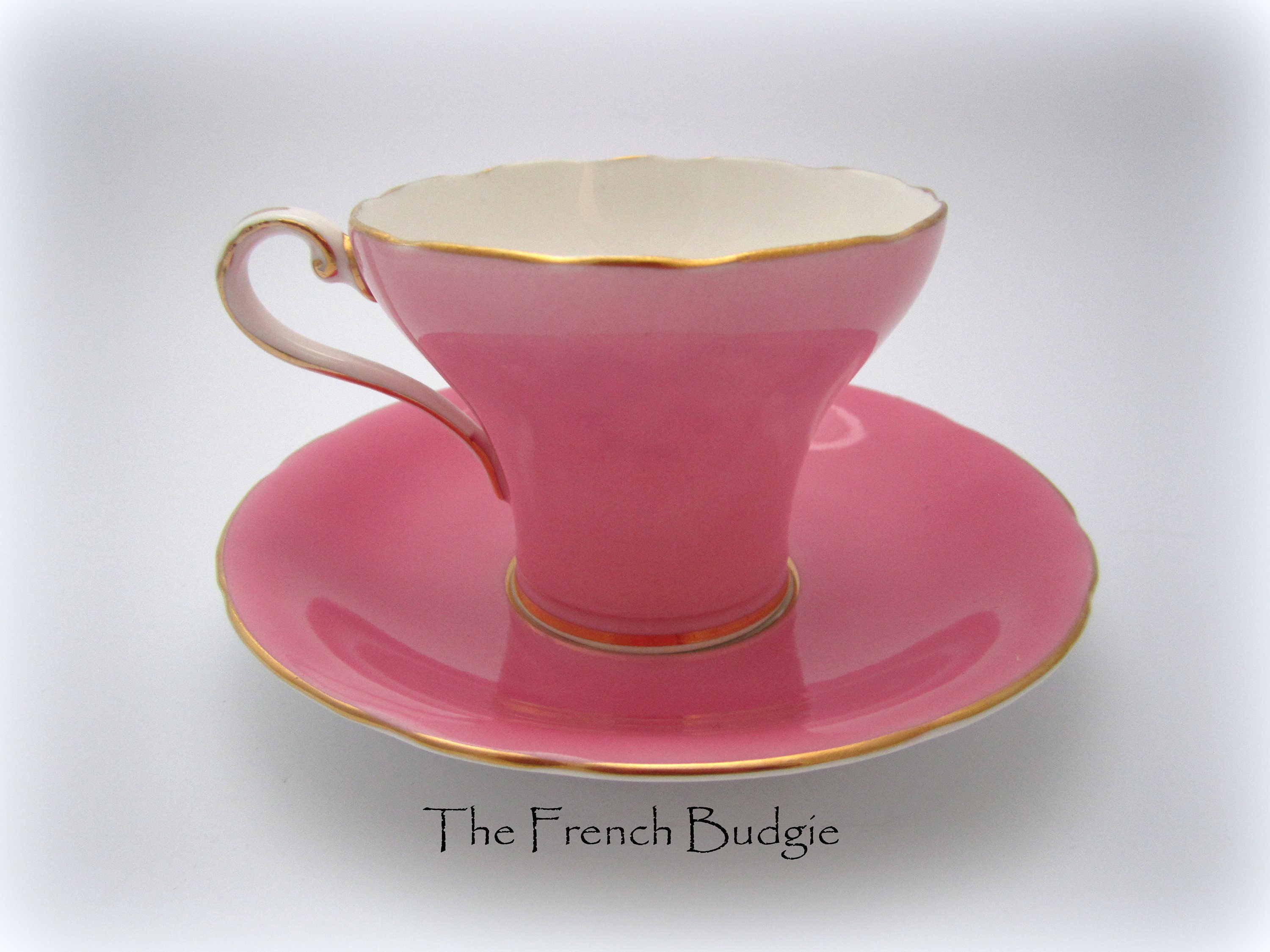 Ensemble tasse à thé et soucoupe corset rose vintage Aynsley fabriqué en Angleterre - Canada