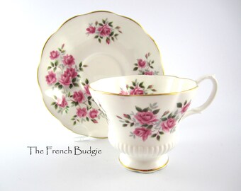 Royal Albert Pink Spray Rose Vintage Teacup and Saucer Set Made in ENGLAND Tea Cup