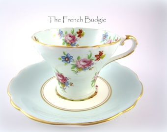 Aynsley mismatched blauw korset vintage theekop en schotel set gemaakt in ENGELAND theekop