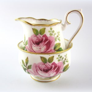Royal Albert &quot;AMERICAN BEAUTY&quot; Cream and Sugar set Made in ENGLAND