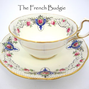 Ensemble rare de tasses à thé et soucoupes Aynsley noires avec roses fabriquées en Angleterre