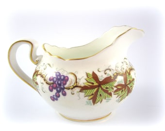Aynsley Grapevine Cream and Sugar Set Made in ENGLAND