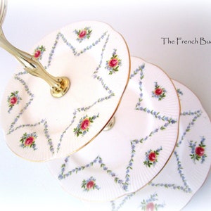 ORIGINAL Grand Royal Albert « MINUET » Présentoir à gâteaux à 3 étages Fabriqué en Angleterre
