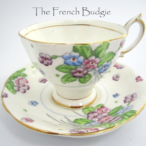 Royal Albert Vintage Floral Teacup and Saucer Set Made in ENGLAND Tea Cup