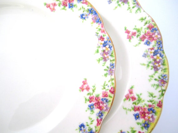 クラウンチャイナ「メイタイム」8インチ花柄デザート/サラダプレート2