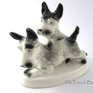 Vintage Grafenthal Carl Sheidig playing dogs figurine 7117 Germany