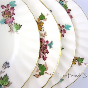 LOT of 4 Minton 6 inch&quot; Vermont&quot; dessert plates / side plates / Hors d&#39;ourves Plates Made in ENGLAND