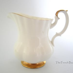 Royal Albert &quot;VAL DOR&quot; Großes Milchkännchen Made in ENGLAND