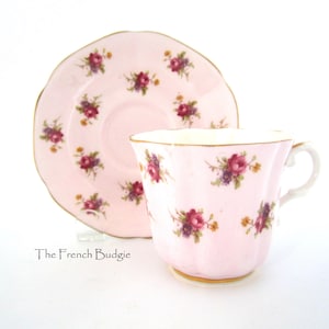 Consort Rosa Vintage Teetasse und Untertasse-Set mit Rosen Made in ENGLAND