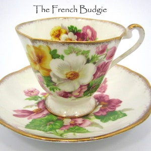 Roslyn Floral &quot;SUMMER BEAUTY&quot; Vintage Teacup and Saucer Set Made in ENGLAND Tea Cup