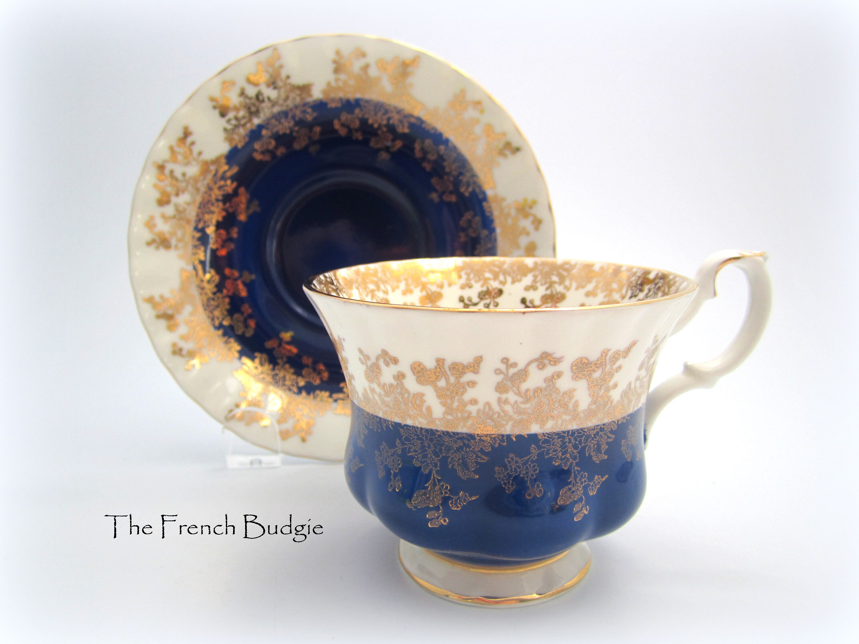 1920-1940年代イギリスアンティークティーカップ・ソーサー、コバルトブルー 1920-1940年代イギリスアンティークティーカップ・ソーサー