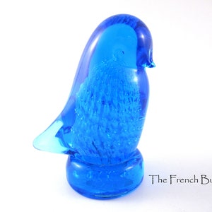 Delightful Altaglass  Art Glass Blue Bird Figurine Paper Weight  Made in CANADA