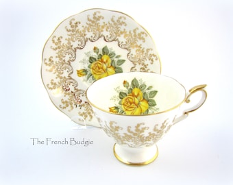 Royal Standard Yellow Rose  Vintage teacup and Saucer Set Made in ENGLAND Tea Cup