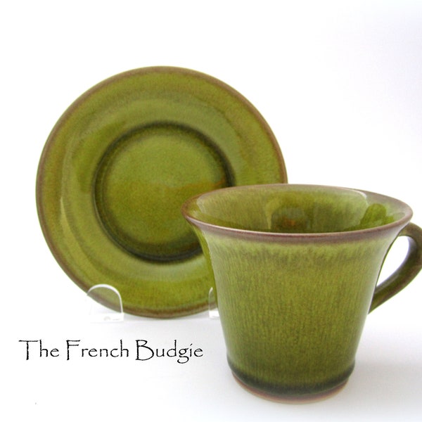 Jars FRANCE Mid Century  Tourron Tilleul  Avacado Green Tea Cup and saucer