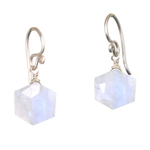Moonstone hexagonal stone  Modglam 238