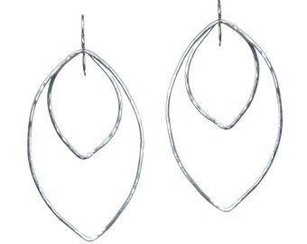 Hammered marquise earrings Nouveau 226