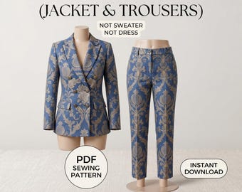 Op de afbeelding: Een naaipatroon voor een pak bestaande uit een double-breasted jasje en een broek, met een blauw en goudkleurig damast-achtig bloemenpatroon. Tekst: PATTERN FOR SUIT SET (JACKET & TROUSERS), NOT SWEATER, NOT DRESS, PDF SEWING PATTERN, INSTANT DOWNLOAD, Size-Inclusive Professional Guide.