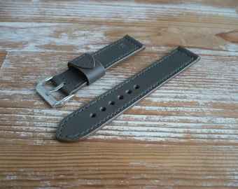 Handmade Italian Veg Tan Leather Watch Strap | 20mm Minimalist Wristband